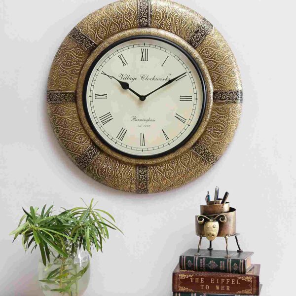 Buy this Amazing Vintage Wall Clock for your Home Decor